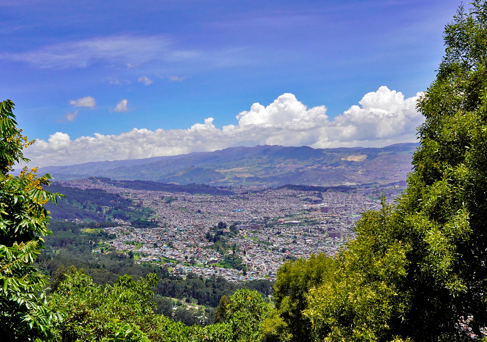 Bogota reaching towards the mountain