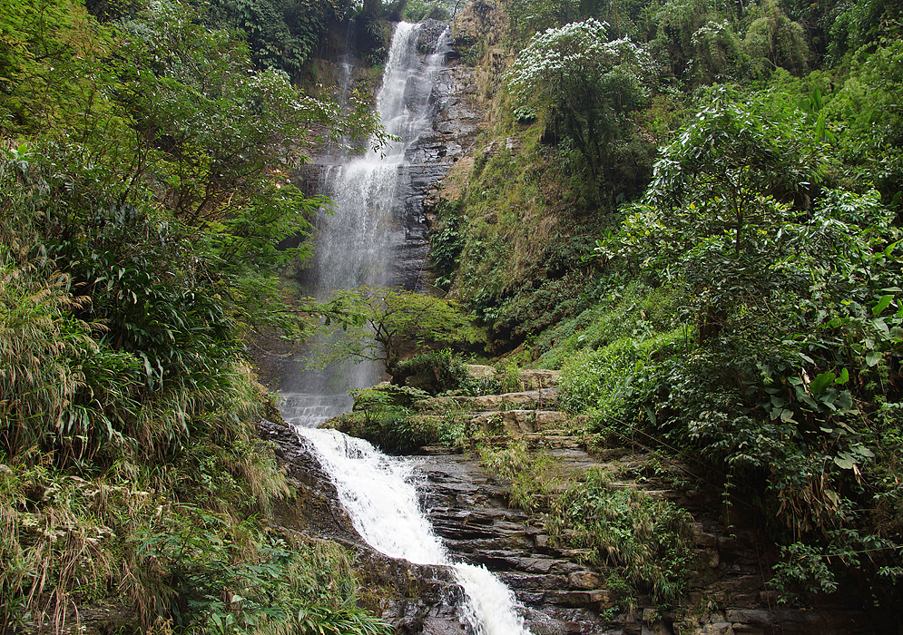 Juan Curi waterfall