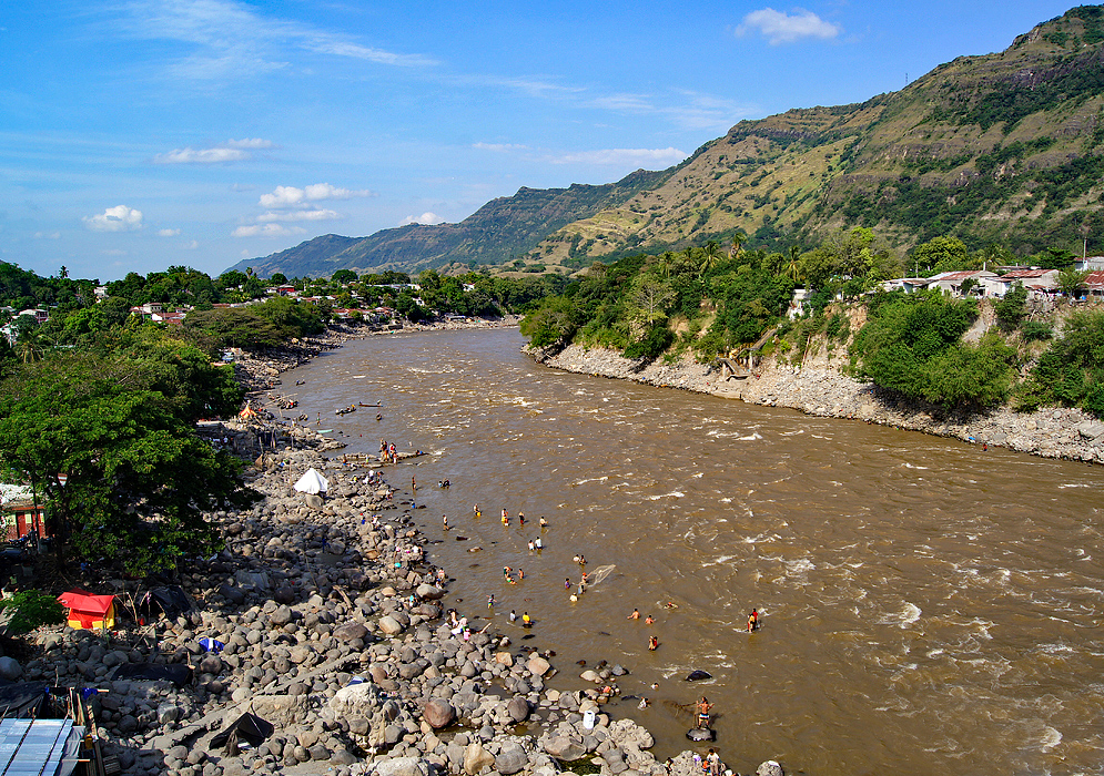 Fishing with nets on the Magdalena river in Honda, Colombia
