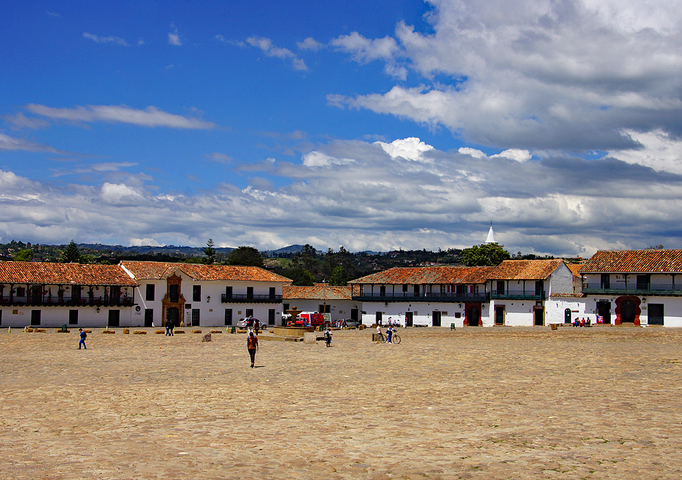 Villa de Leyva plaza with white houses in background