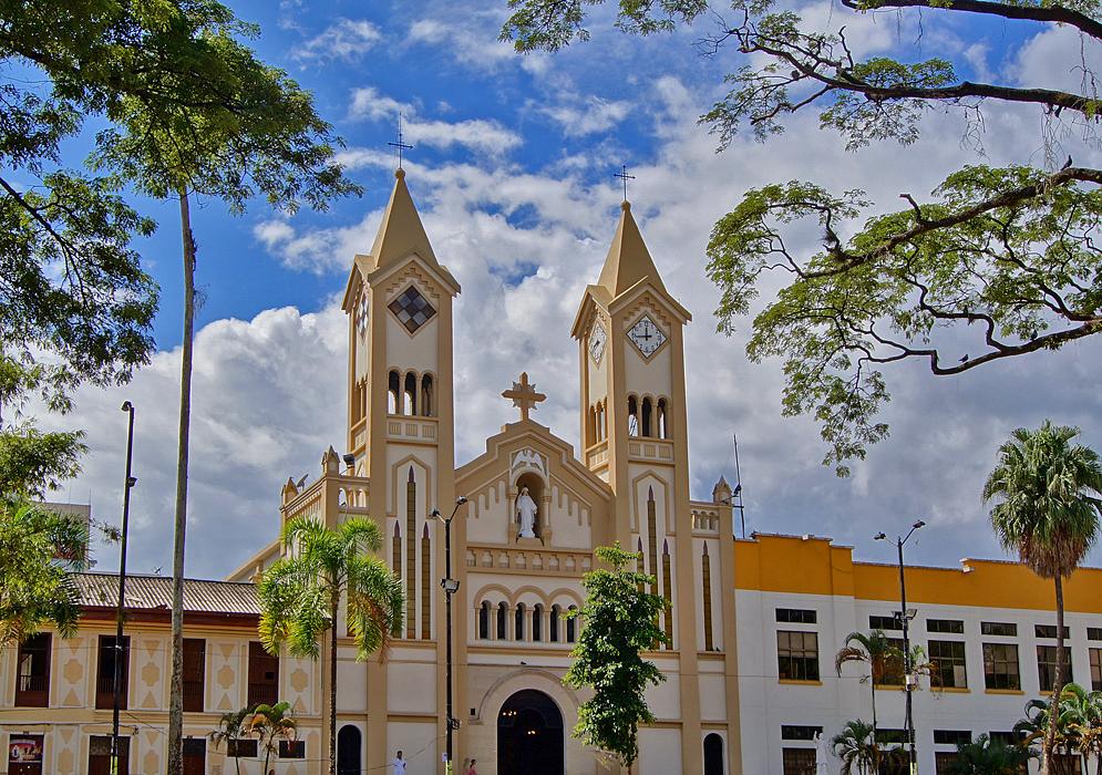 Villavicencio church in central plaza